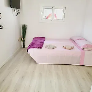 https://apartaments-segur-kandy-1.catalonia-hotels.com