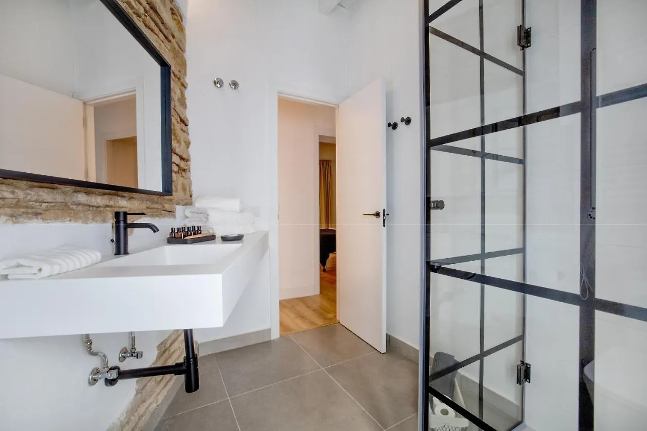Victoria Suites Apartments قرطبة
