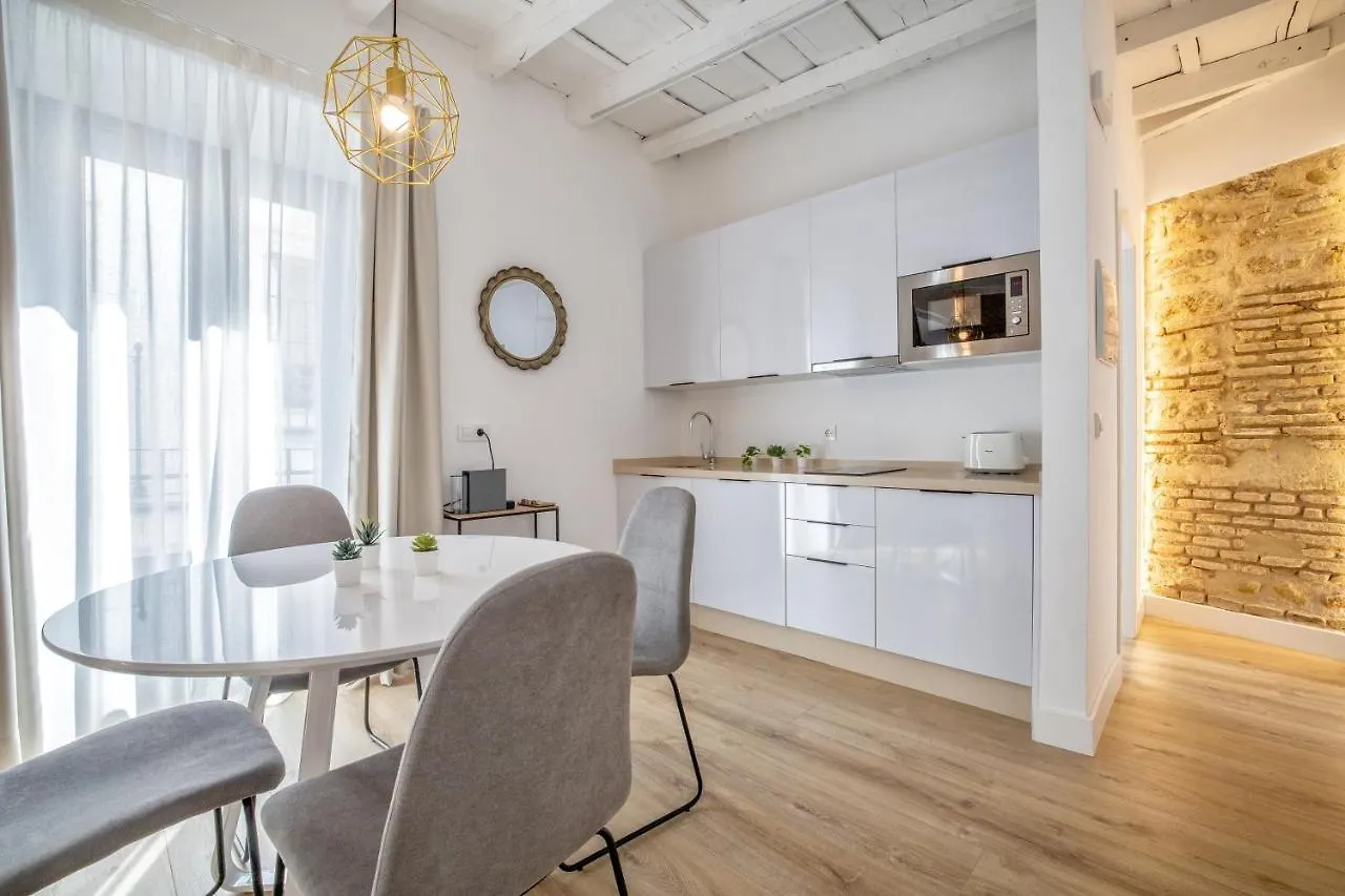 Victoria Suites Apartments قرطبة